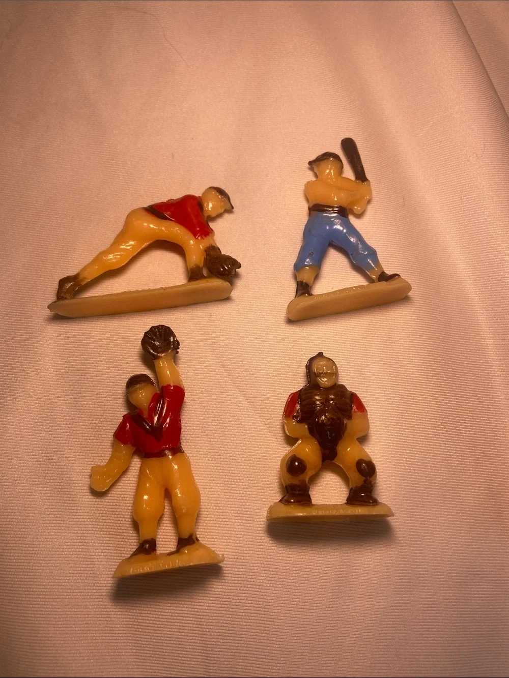 Set a four vintage baseball player cake toppers from the 50s or 60s